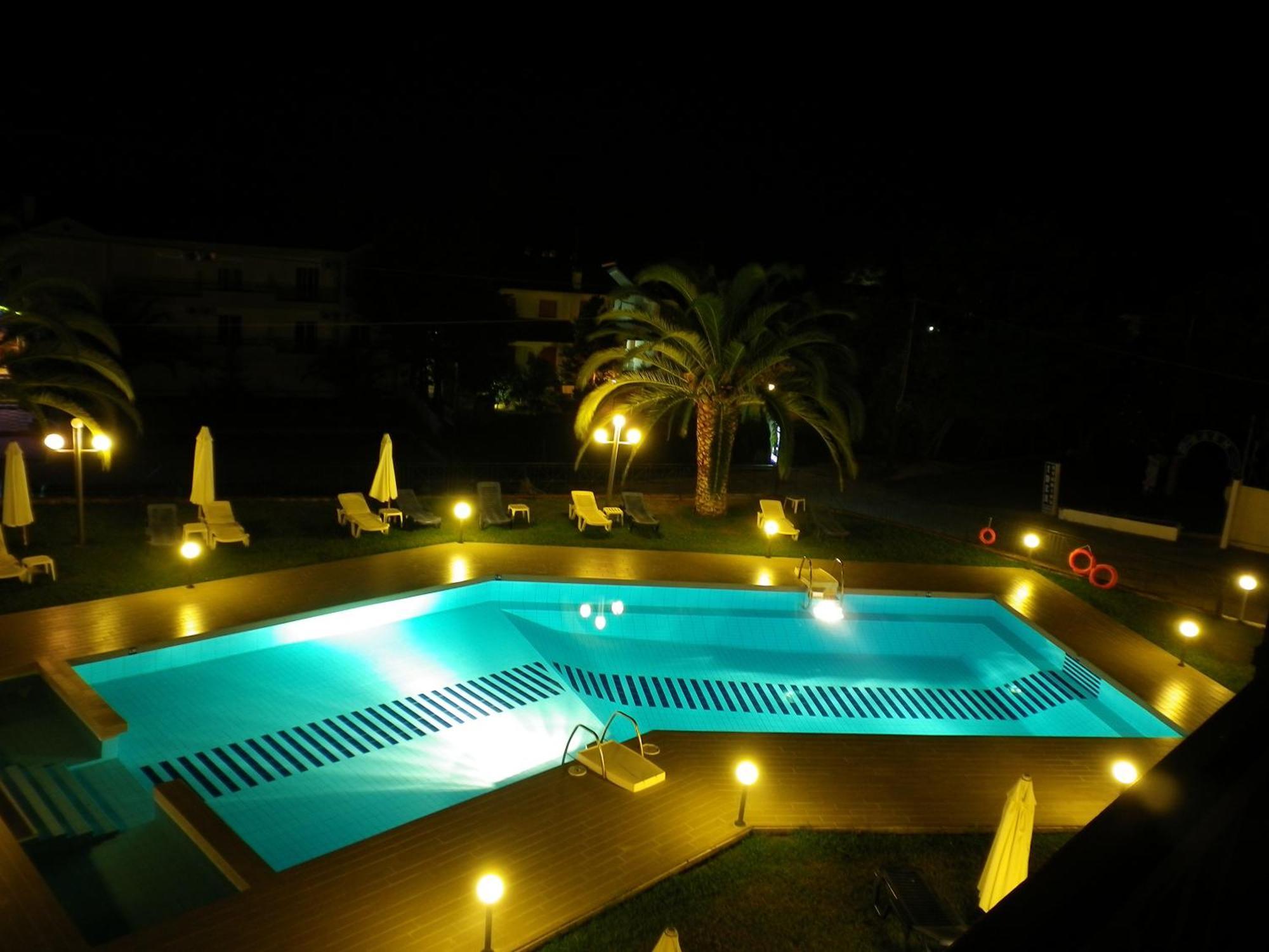 Hotel Idea Fourka Bagian luar foto