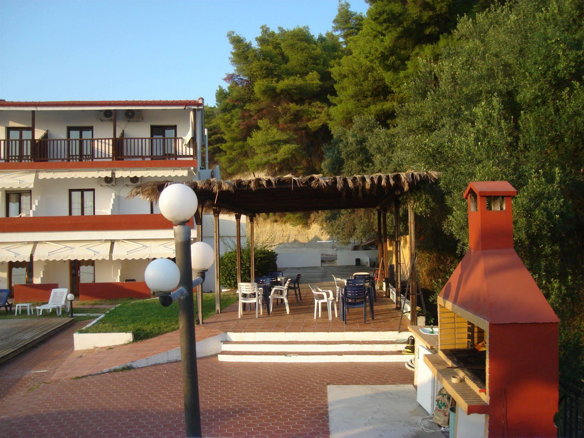 Hotel Idea Fourka Bagian luar foto